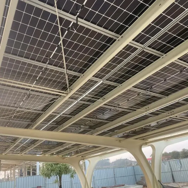 Cochera fotovoltaica de techo plano